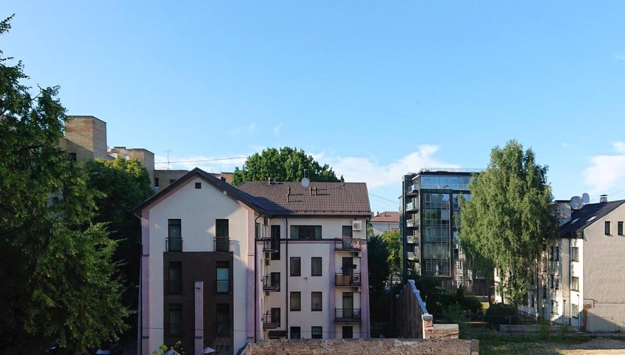 Riga City Center Quiet Apartment With Free Private Parking Екстер'єр фото